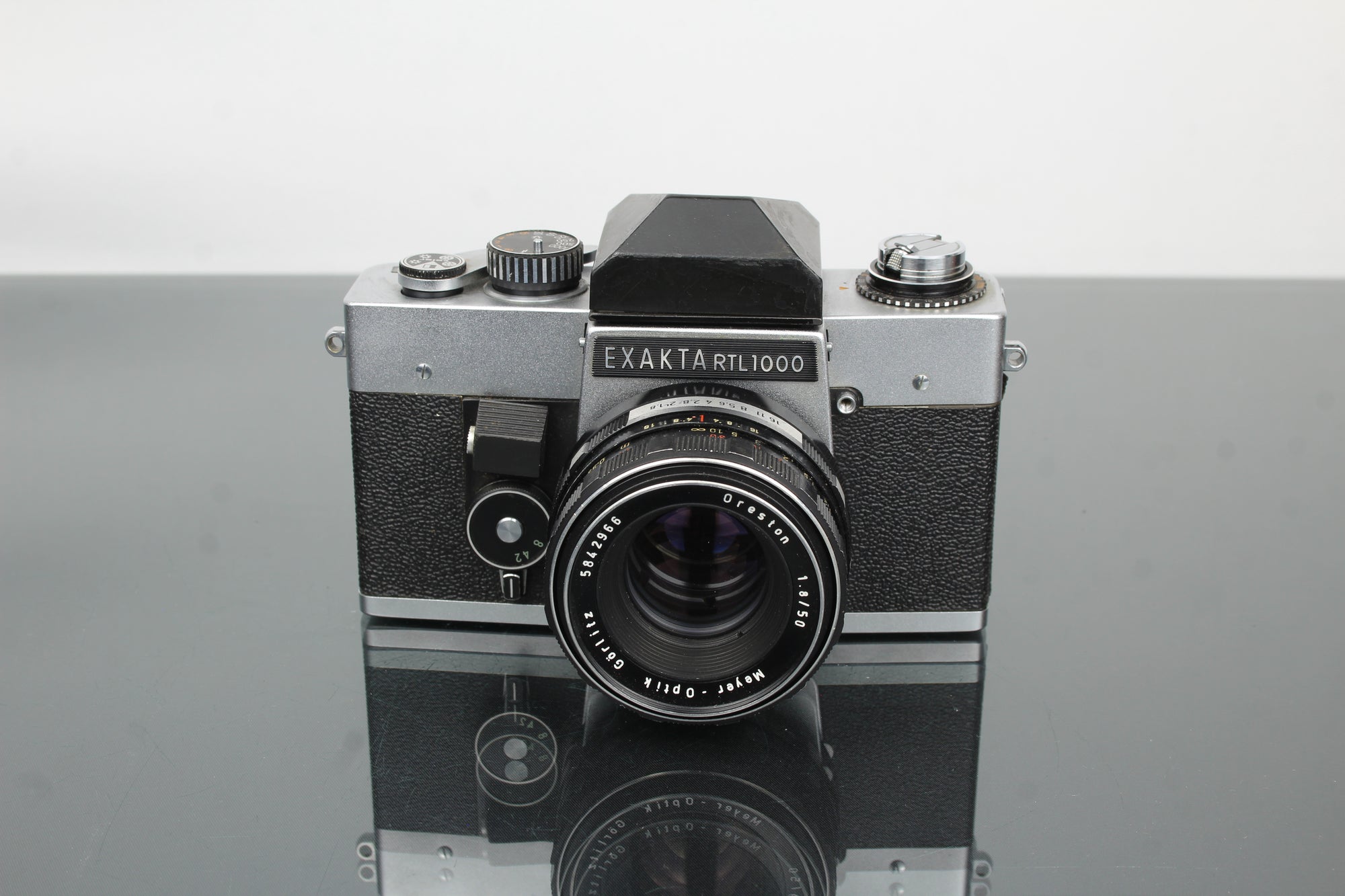 Exakta RTL1000 + obiettivo Oreston 1.8/50