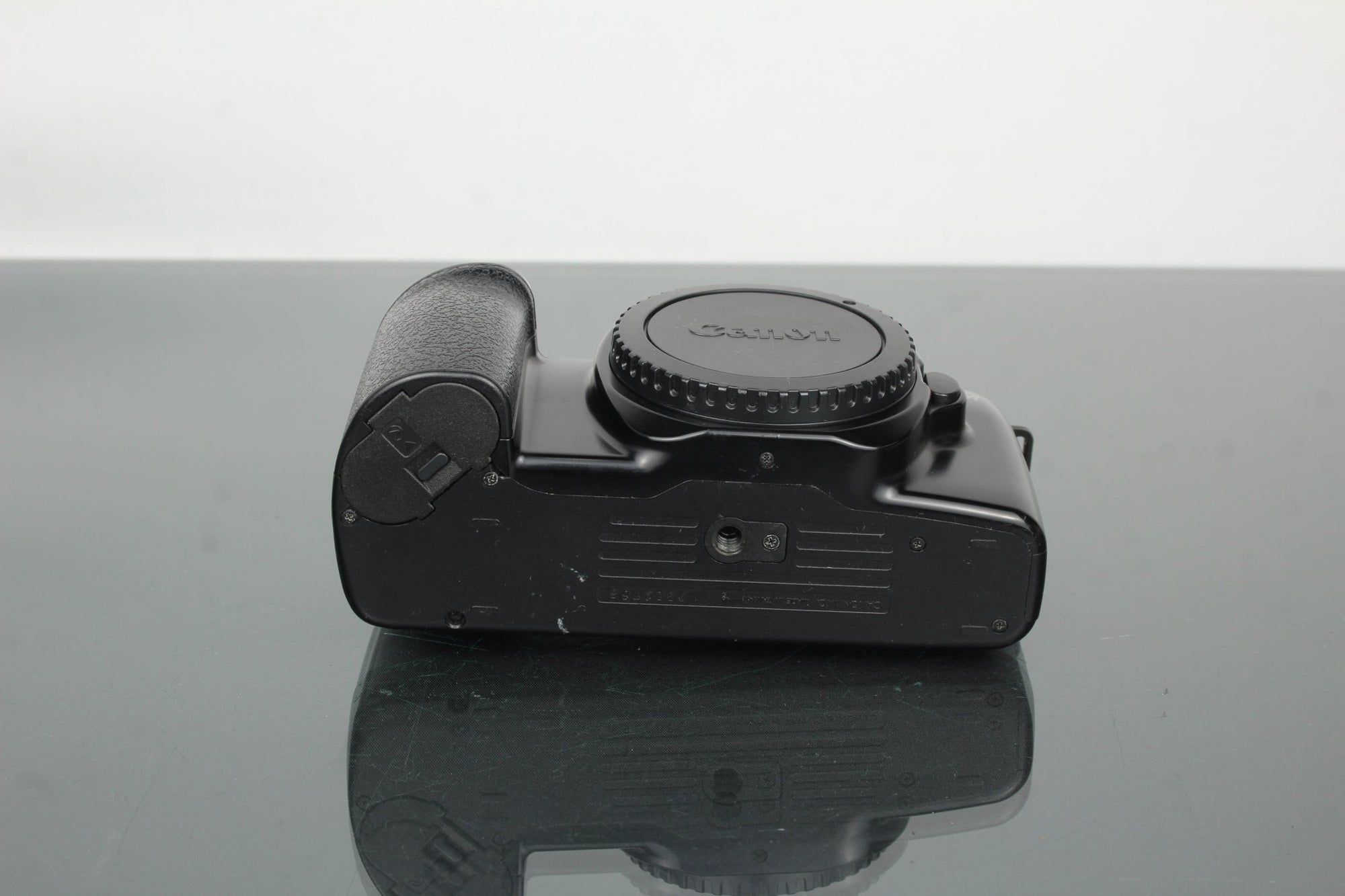 Canon EF - M Body - Dutch|Thrift