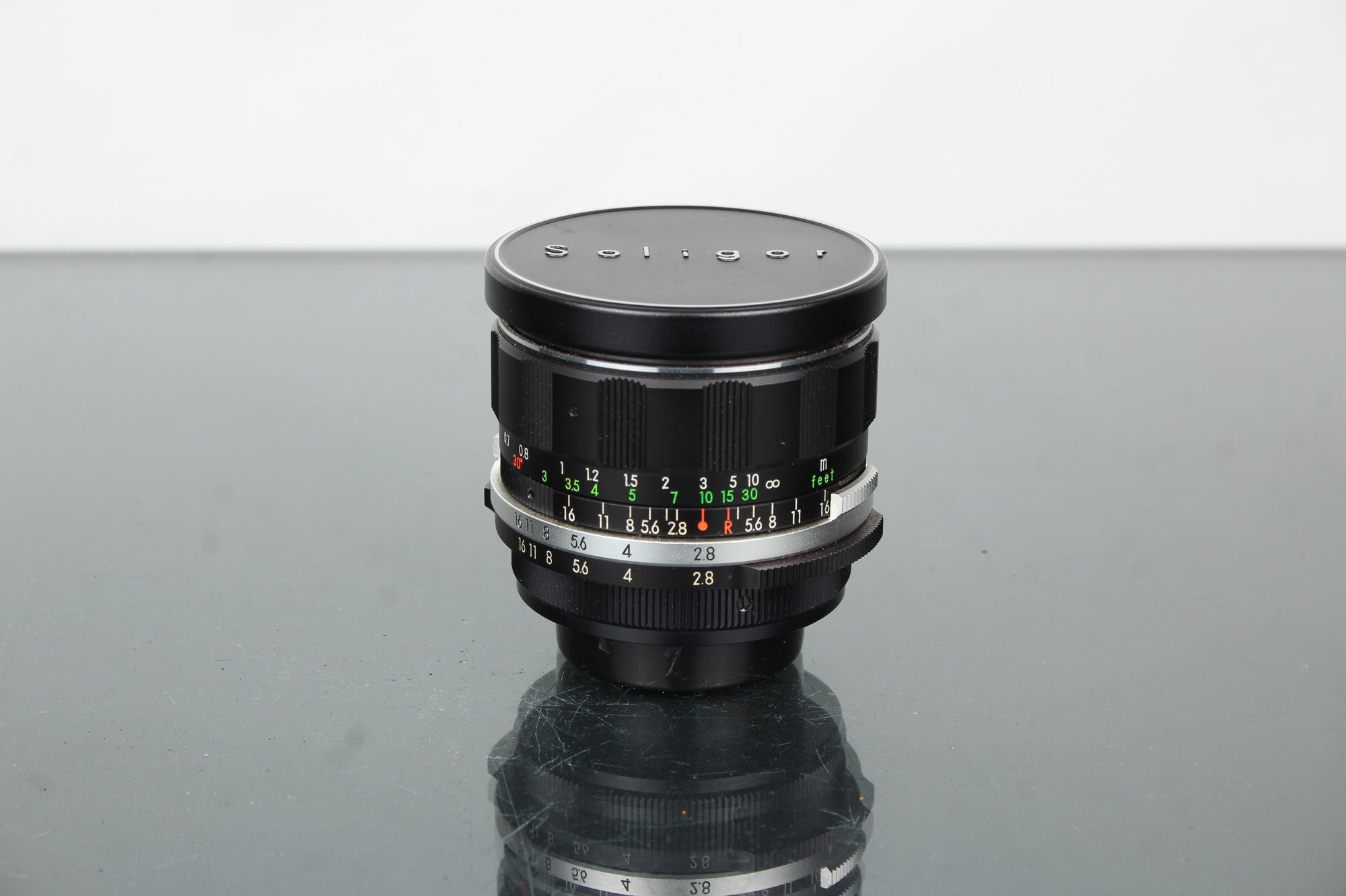 Soligor 1:2.8 f=28mm M42 Montaggio