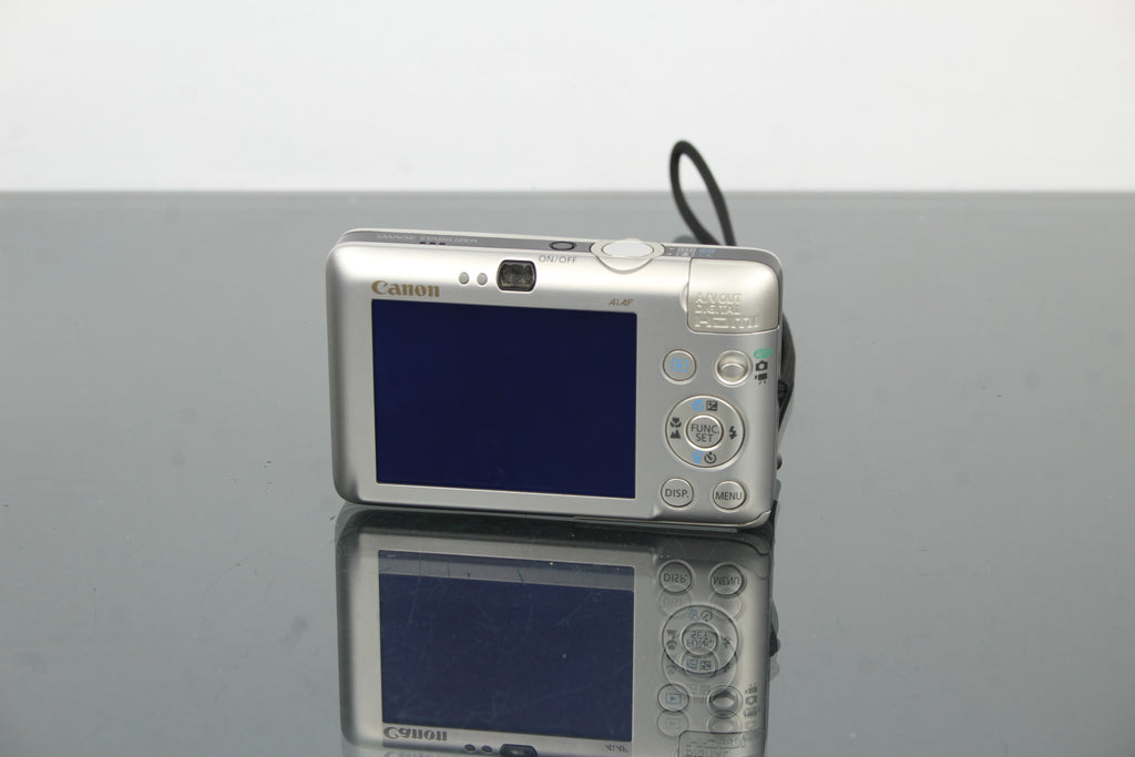 Canon IXUS 100 è