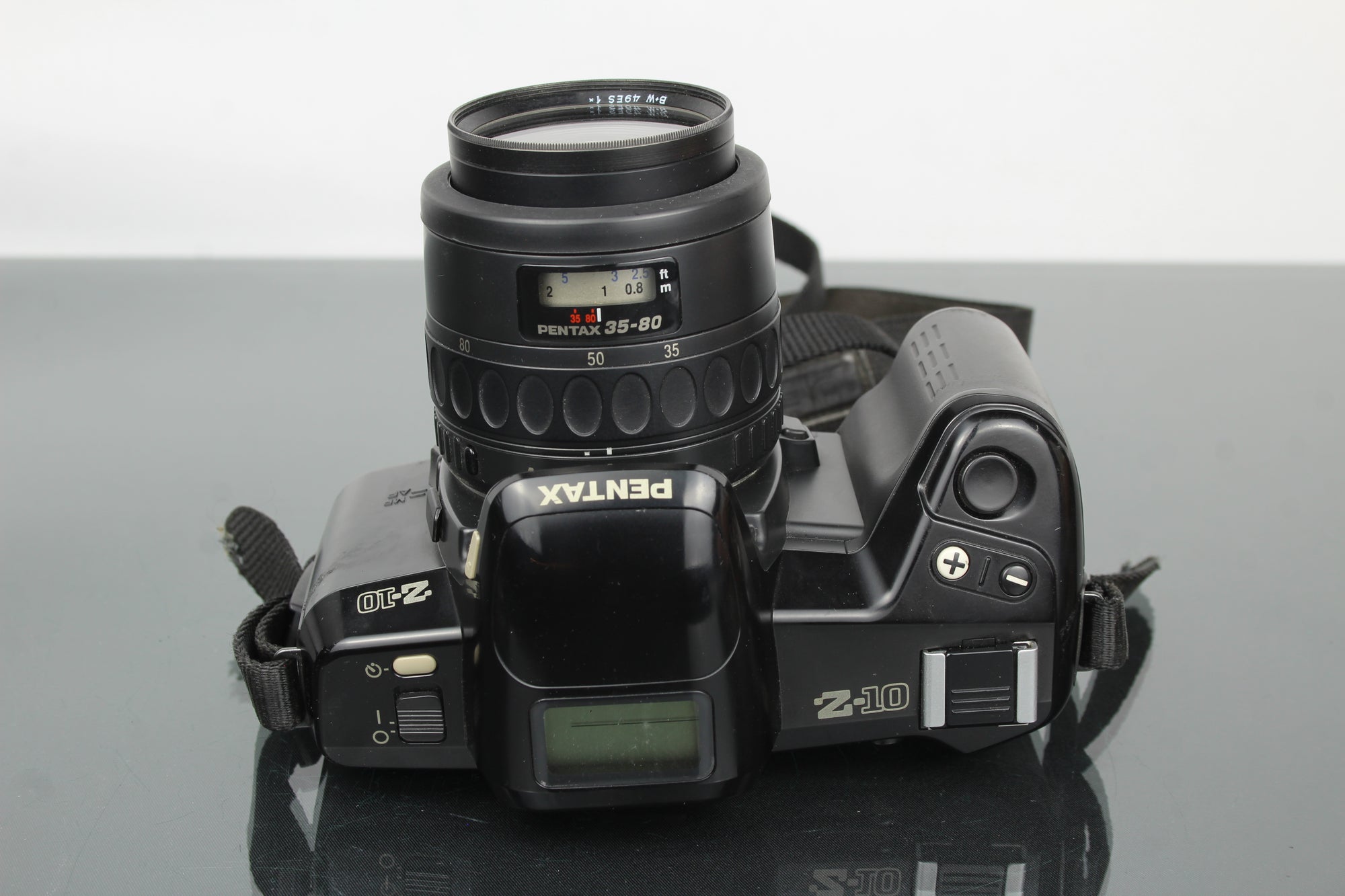 Pentax Z-10 + obiettivo 1:4-5.6 35-80mm