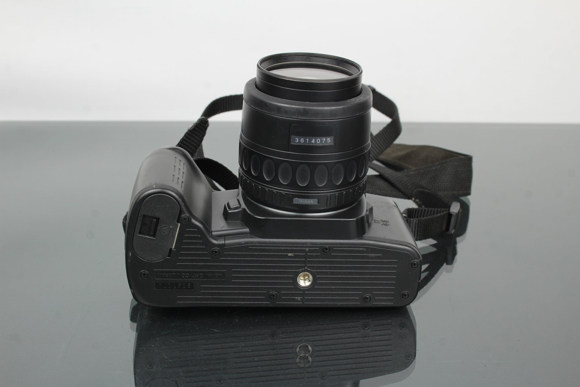 Pentax Z-10 + obiettivo 1:4-5.6 35-80mm