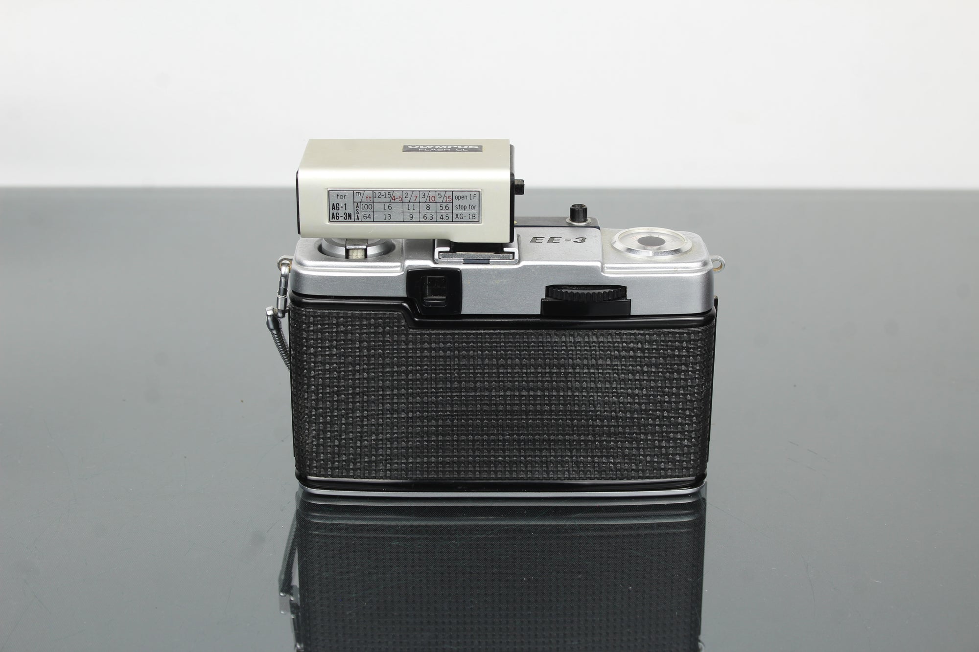 Olympus pen EE-3 Mezzo formato