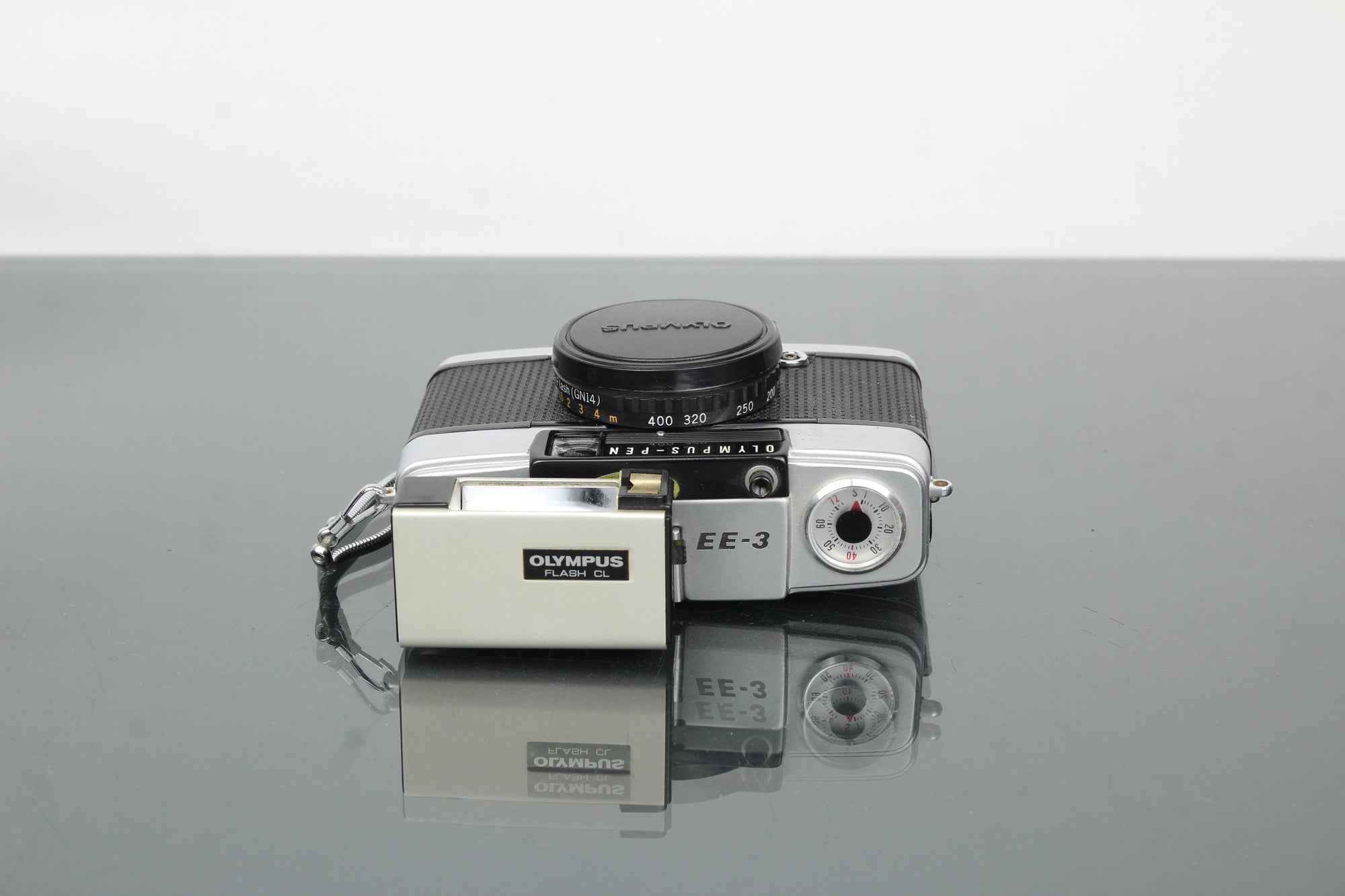 Olympus pen EE-3 Mezzo formato