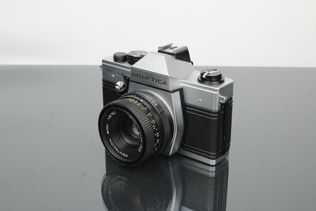 Praktica MLT 5 B + obiettivo Pentacon auto 1.8/50 (attacco M42)