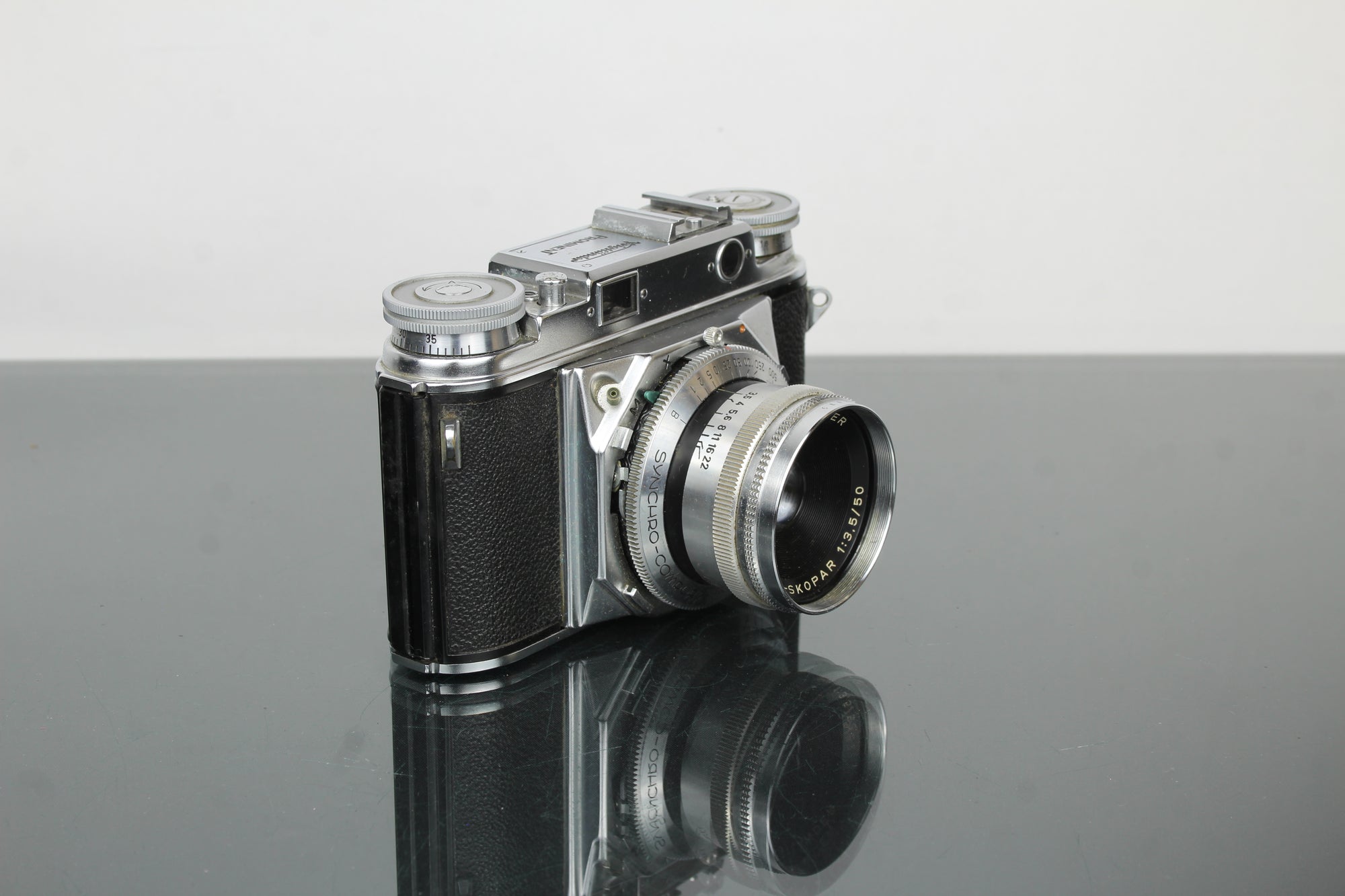 Voigtländer Prominent + obiettivo 50mm f/1.5 Nokton