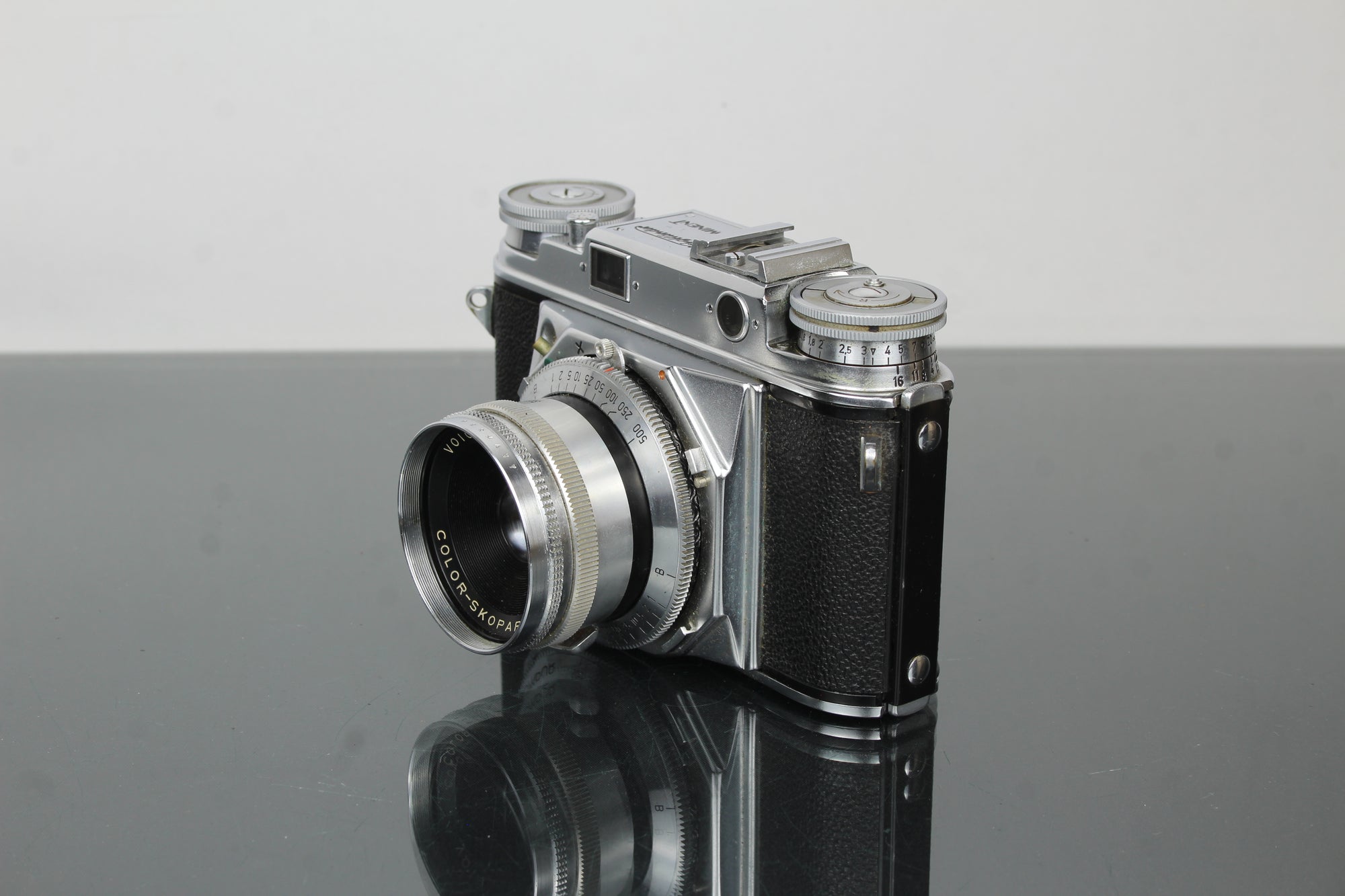 Voigtländer Prominent + obiettivo 50mm f/1.5 Nokton