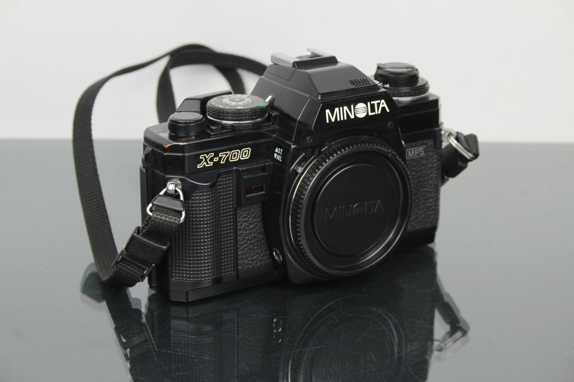 Minolta X-700