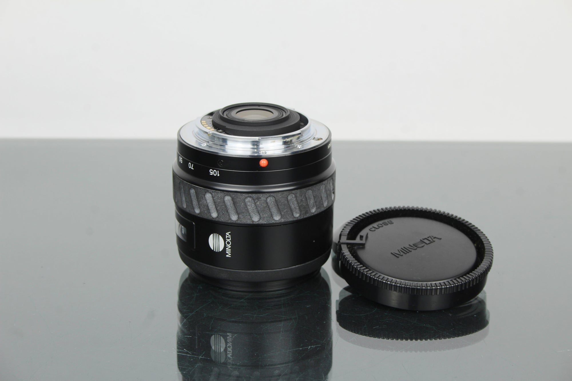 Minolta AF 35-105mm f/3.5-4.5 (A-mount)