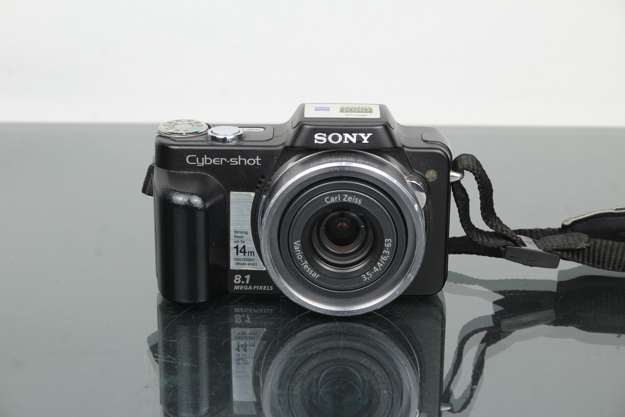 Sony Cyber-shot DSC-H3