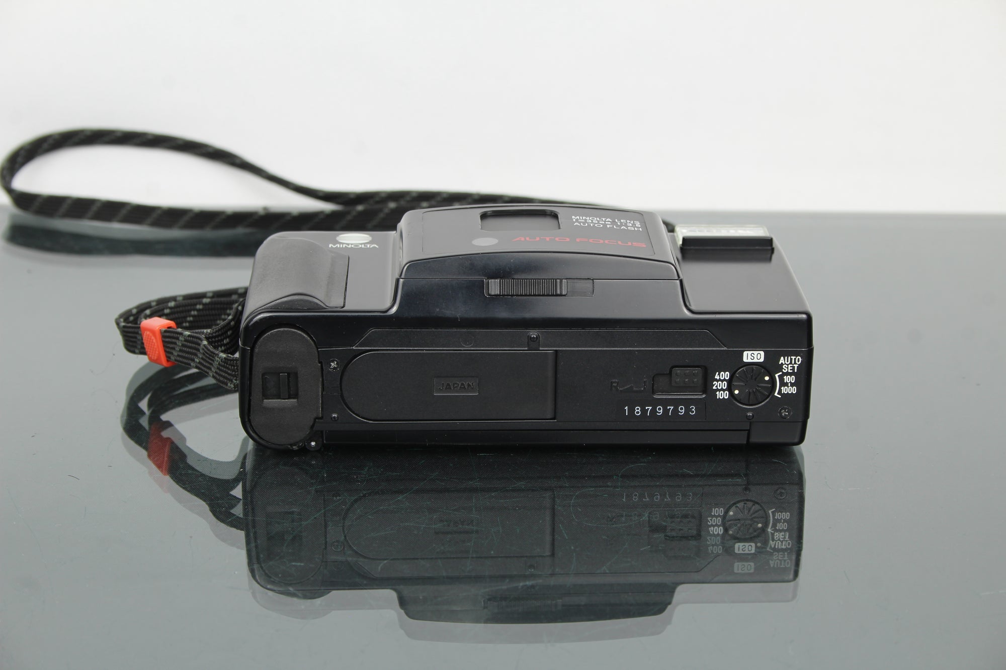 Minolta AF-E