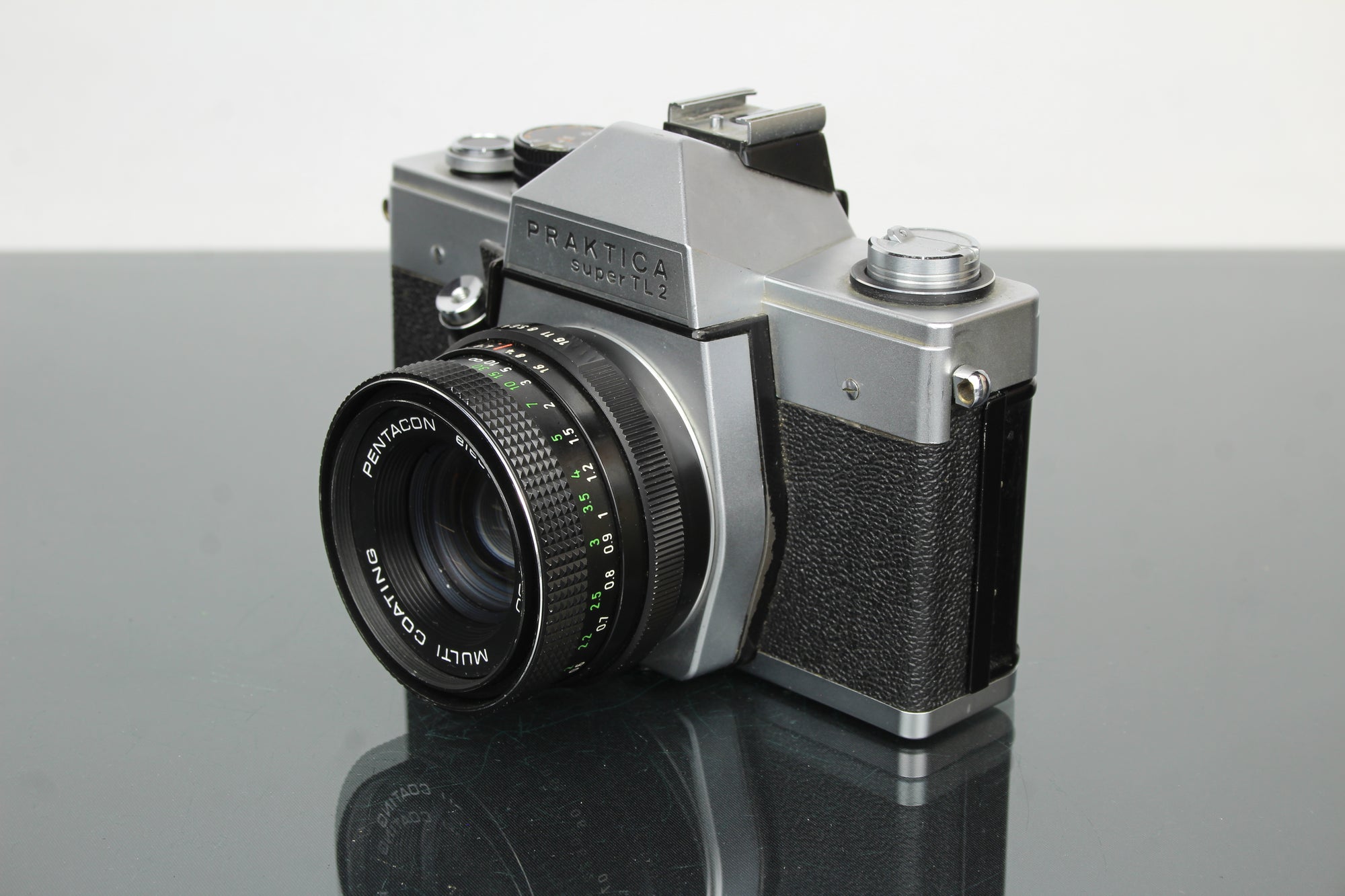 <tc>Praktica</tc> super TL2 + obiettivo Pentacon elettrico 50mm 1.8 M42