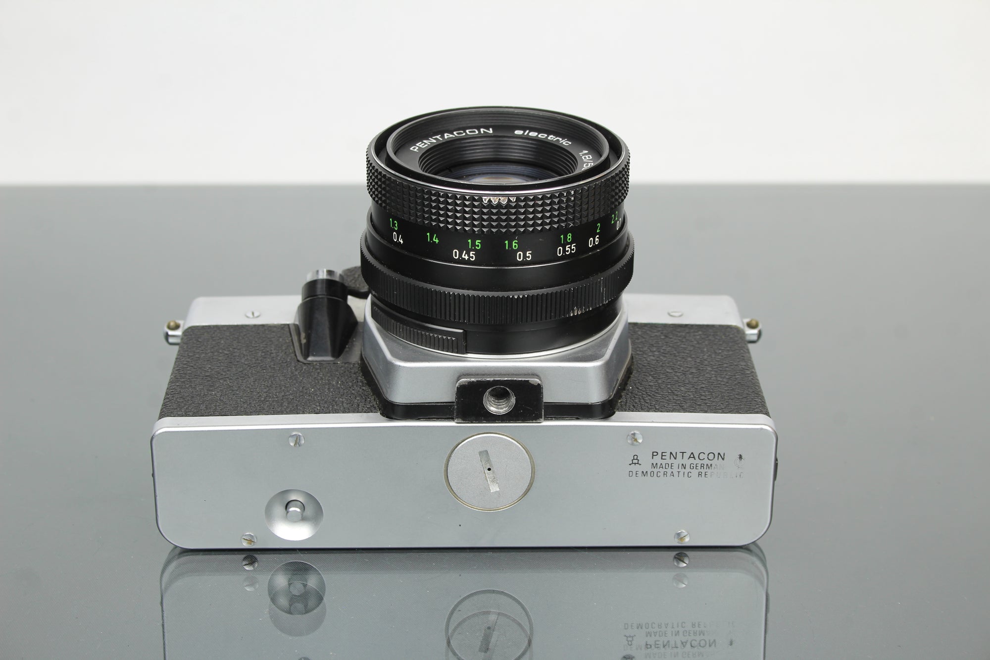 <tc>Praktica</tc> super TL2 + obiettivo Pentacon elettrico 50mm 1.8 M42