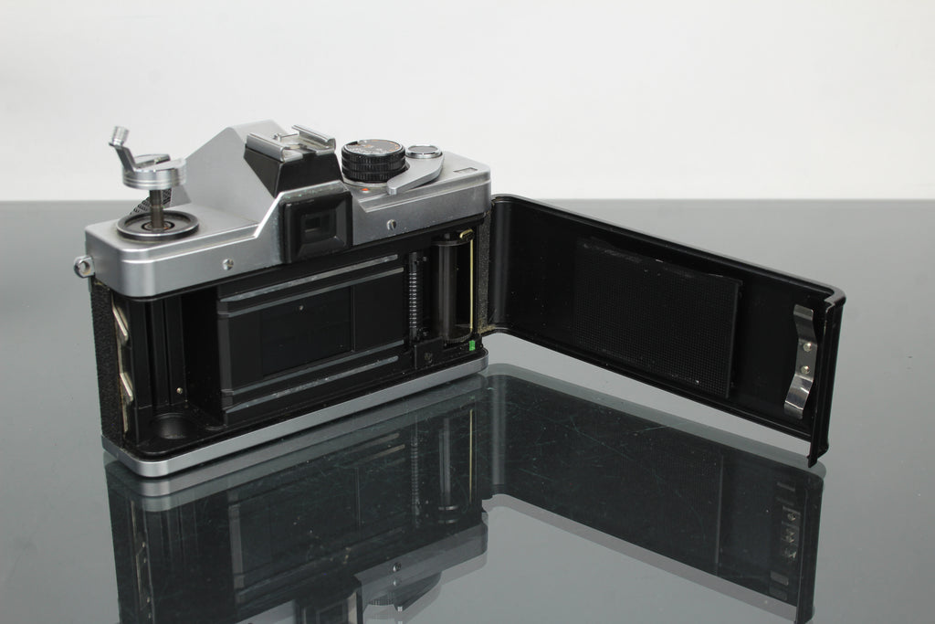 <tc>Praktica</tc> super TL2 + obiettivo Pentacon elettrico 50mm 1.8 M42