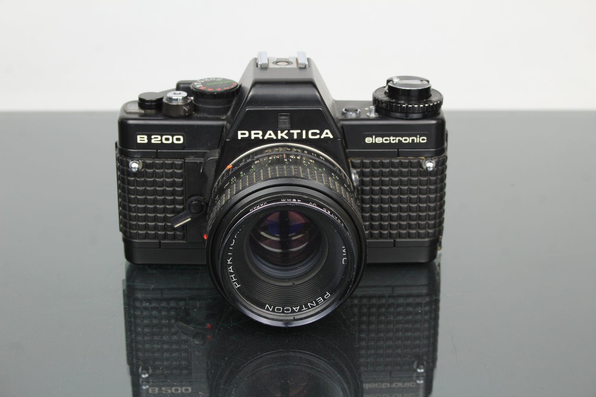 <tc>Praktica</tc> B200 elettronico +  <tc>Praktica</tc>r 50mm 1.8 obiettivo