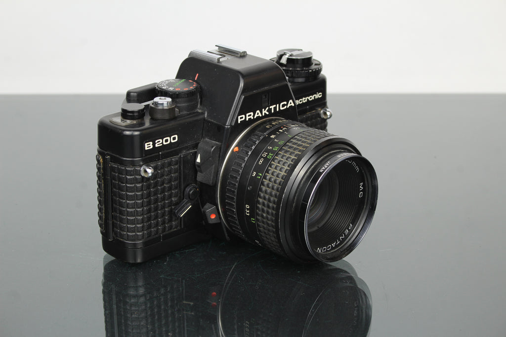 <tc>Praktica</tc> B200 elettronico +  <tc>Praktica</tc>r 50mm 1.8 obiettivo