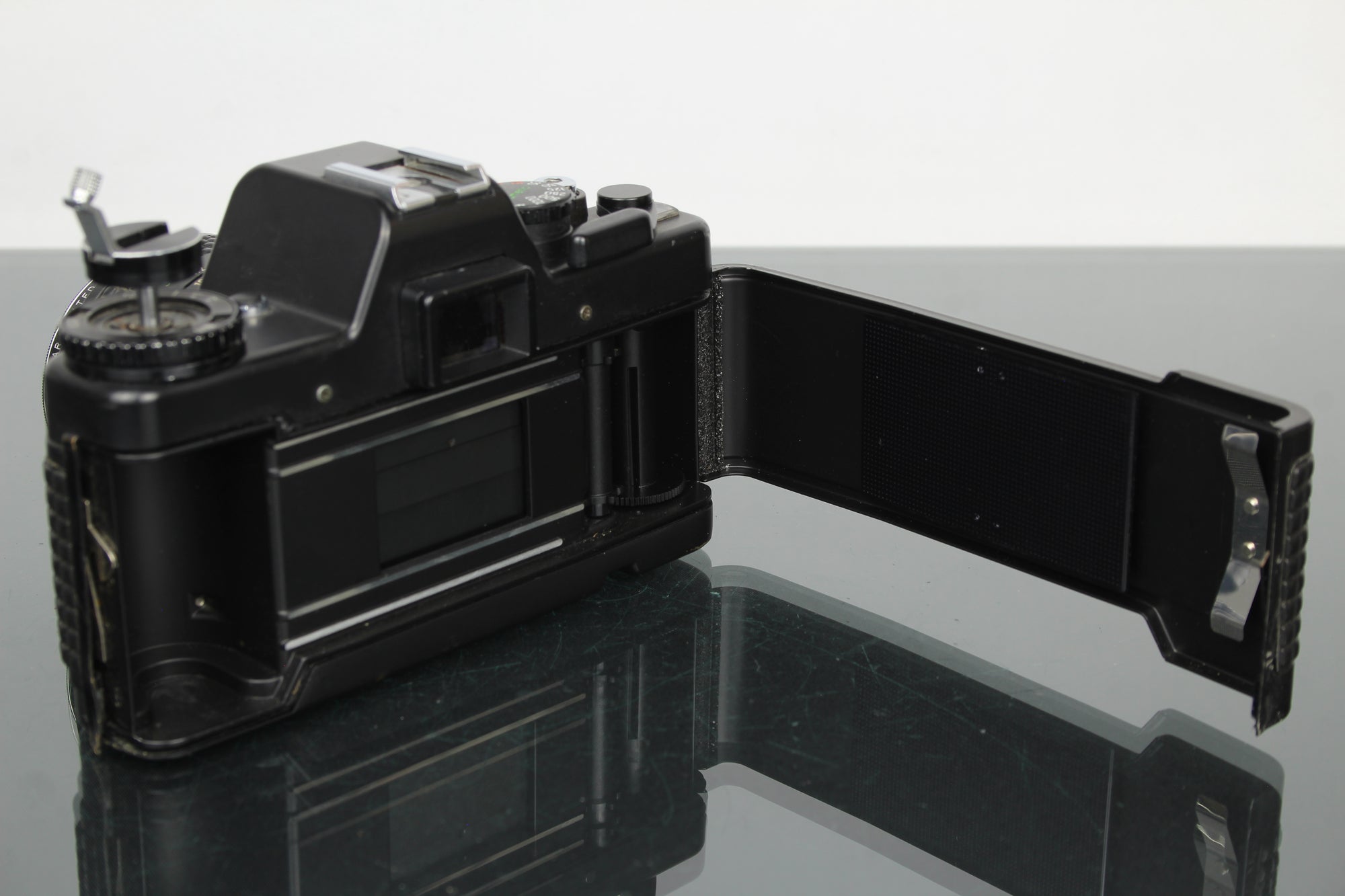 <tc>Praktica</tc> B200 elettronico +  <tc>Praktica</tc>r 50mm 1.8 obiettivo