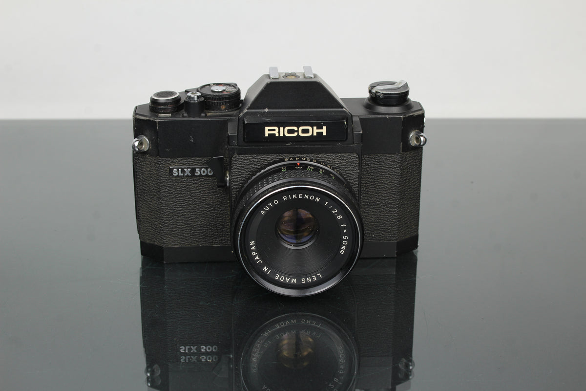 Ricoh SLX 500 + obiettivo Auto Rikenon 50mm 2.8