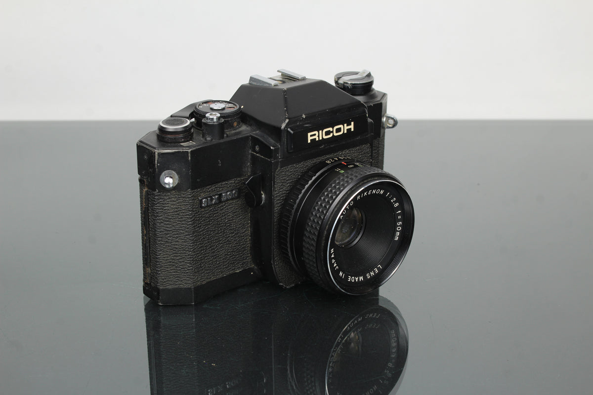 Ricoh SLX 500 + obiettivo Auto Rikenon 50mm 2.8