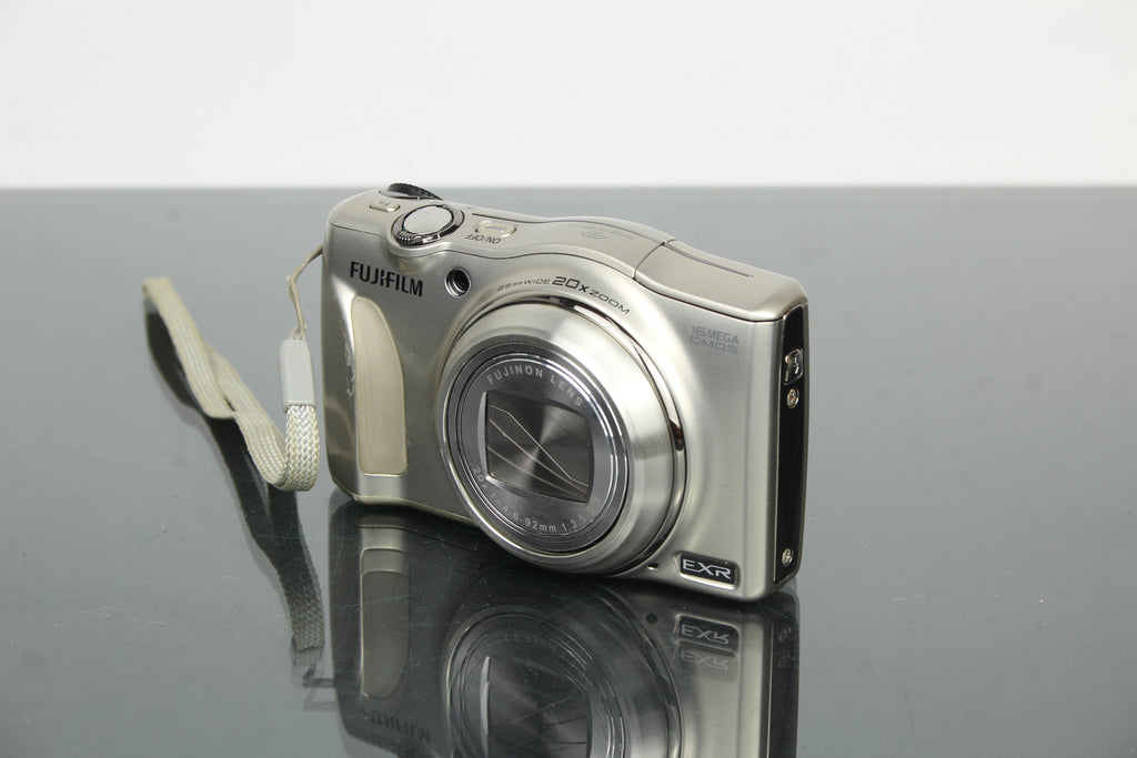 Fujifilm FinePix F800EXR