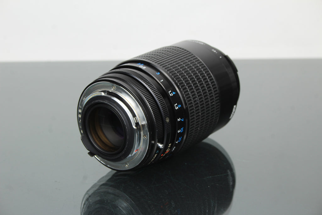 Kiron 105mm f/2.8 Macro 1:1 attacco PK