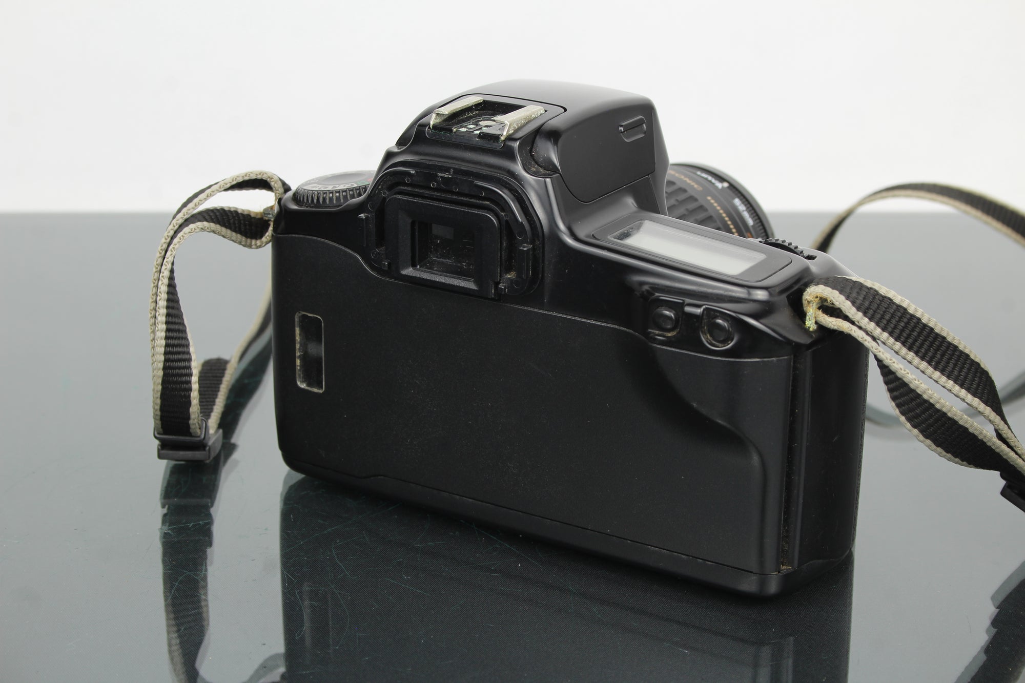 Canon EOS 1000f + obiettivo 35-80mm 1:4-5.6
