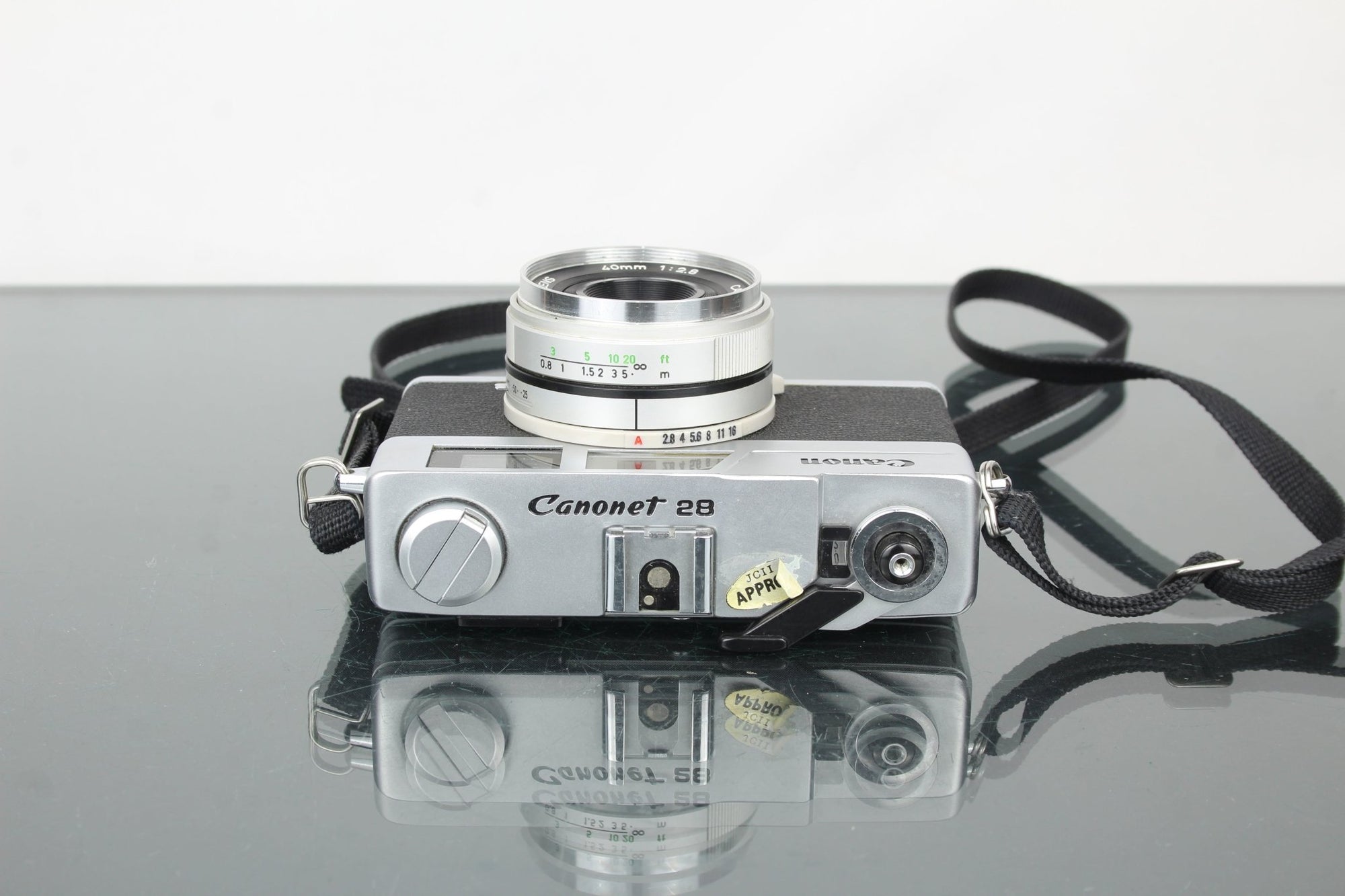 Canon Canonet 28 - Dutch|Thrift