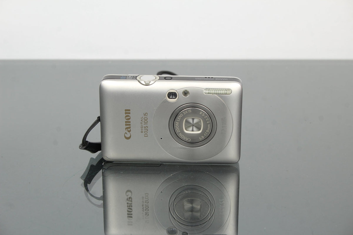 Canon IXUS 100 is - Dutch|Thrift