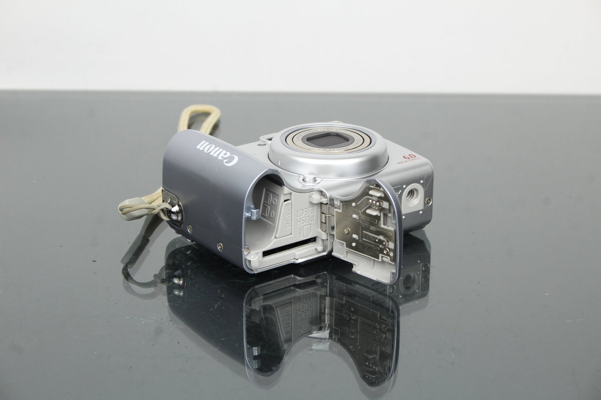 Canon PowerShot A540 - Dutch|Thrift