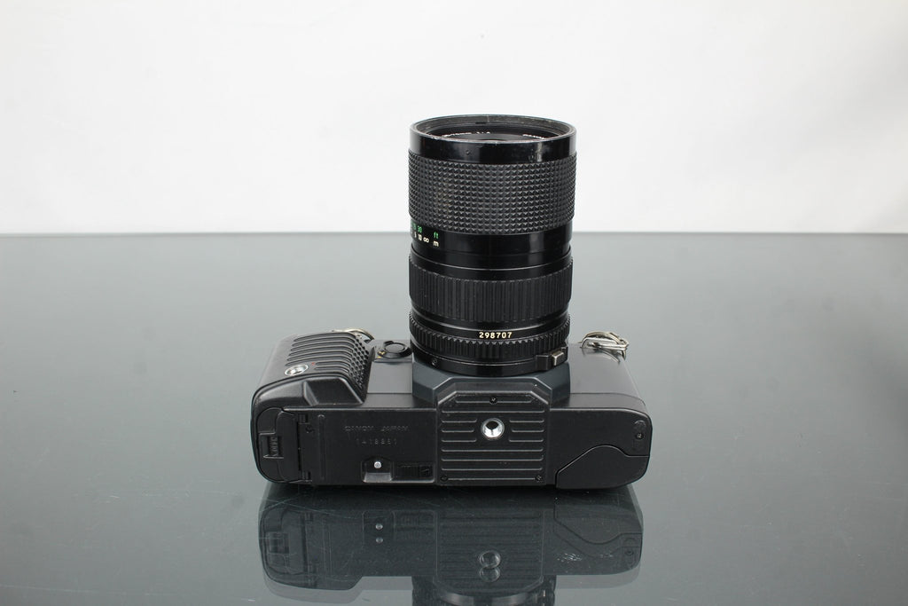 Canon T70 + Canon 35 - 70mm 1:4 - Dutch|Thrift