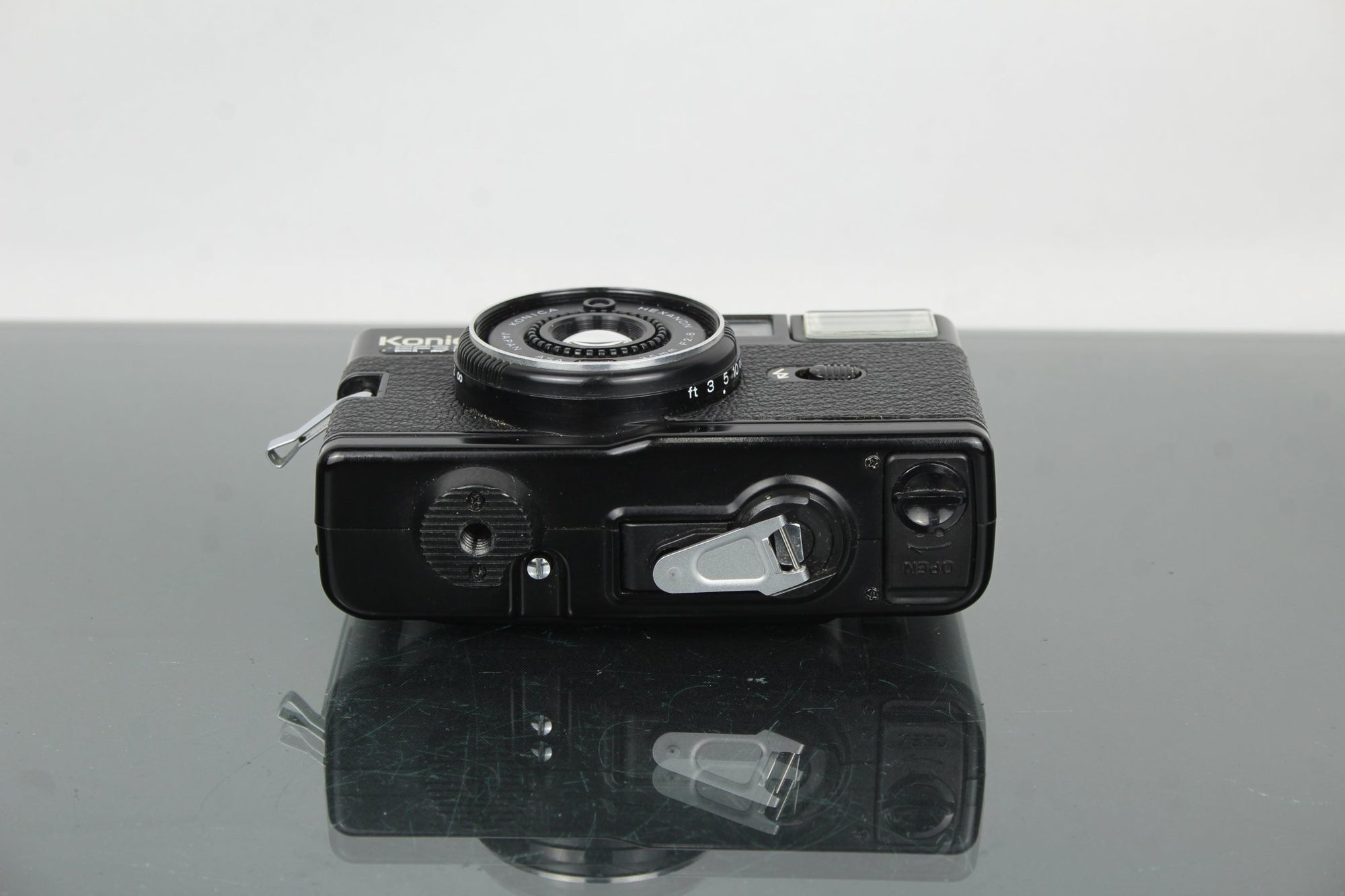 Konica C35 EF3D - Dutch|Thrift