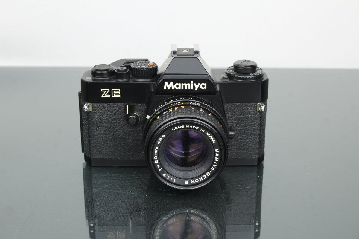 Mamiya ZE + 50mm 1.7 Mamiya lens - Dutch|Thrift