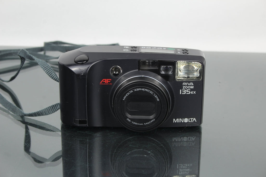 Minolta Riva Zoom135EX - Dutch|Thrift
