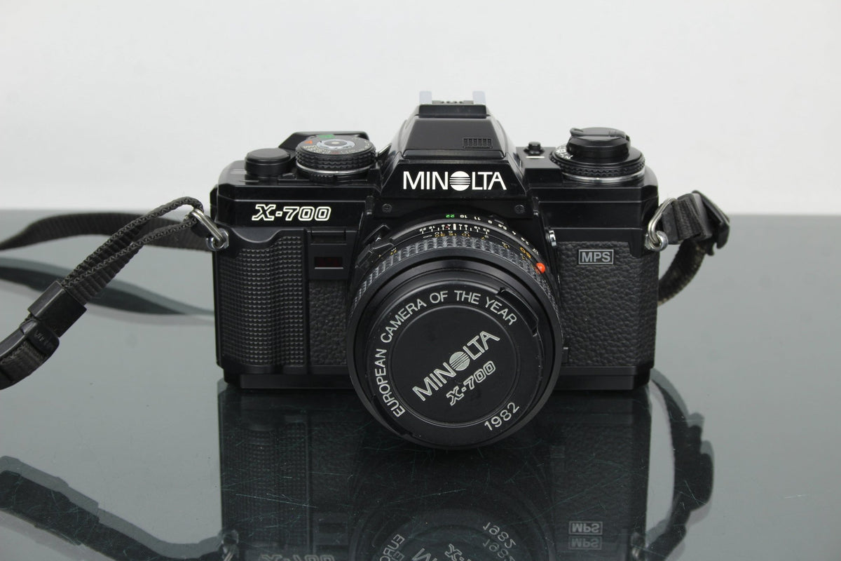 Minolta X - 700 + MD 50mm 1:1.7 lens - Dutch|Thrift