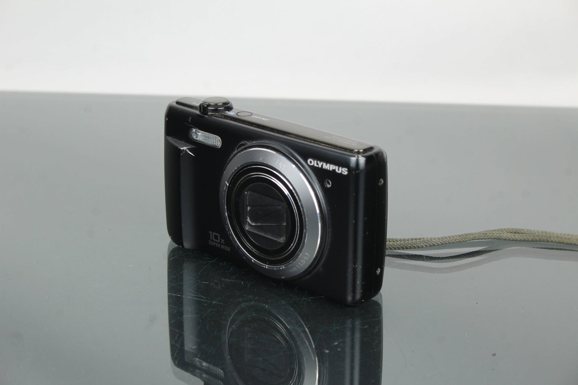 Olympus D - 750 - Dutch|Thrift