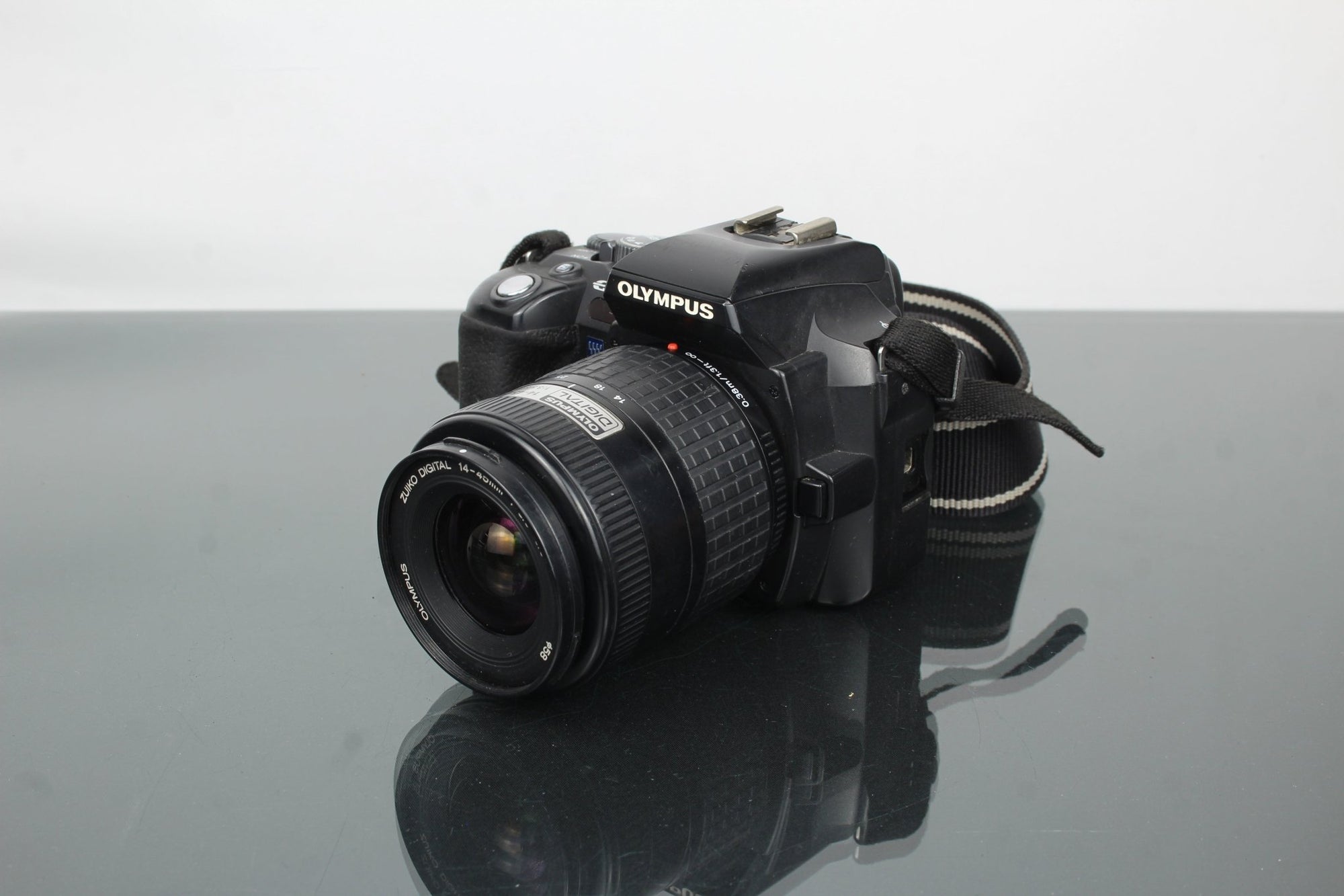 Olympus E - 500 + 14 - 45mm 1:3.5 - 5.6 Olympus lens - Dutch|Thrift