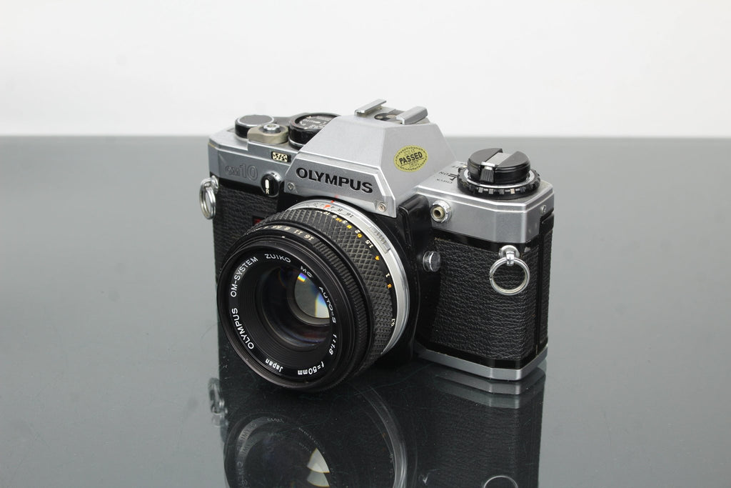 Olympus OM10 + Olympus 1:1.8 50mm lens - Dutch|Thrift