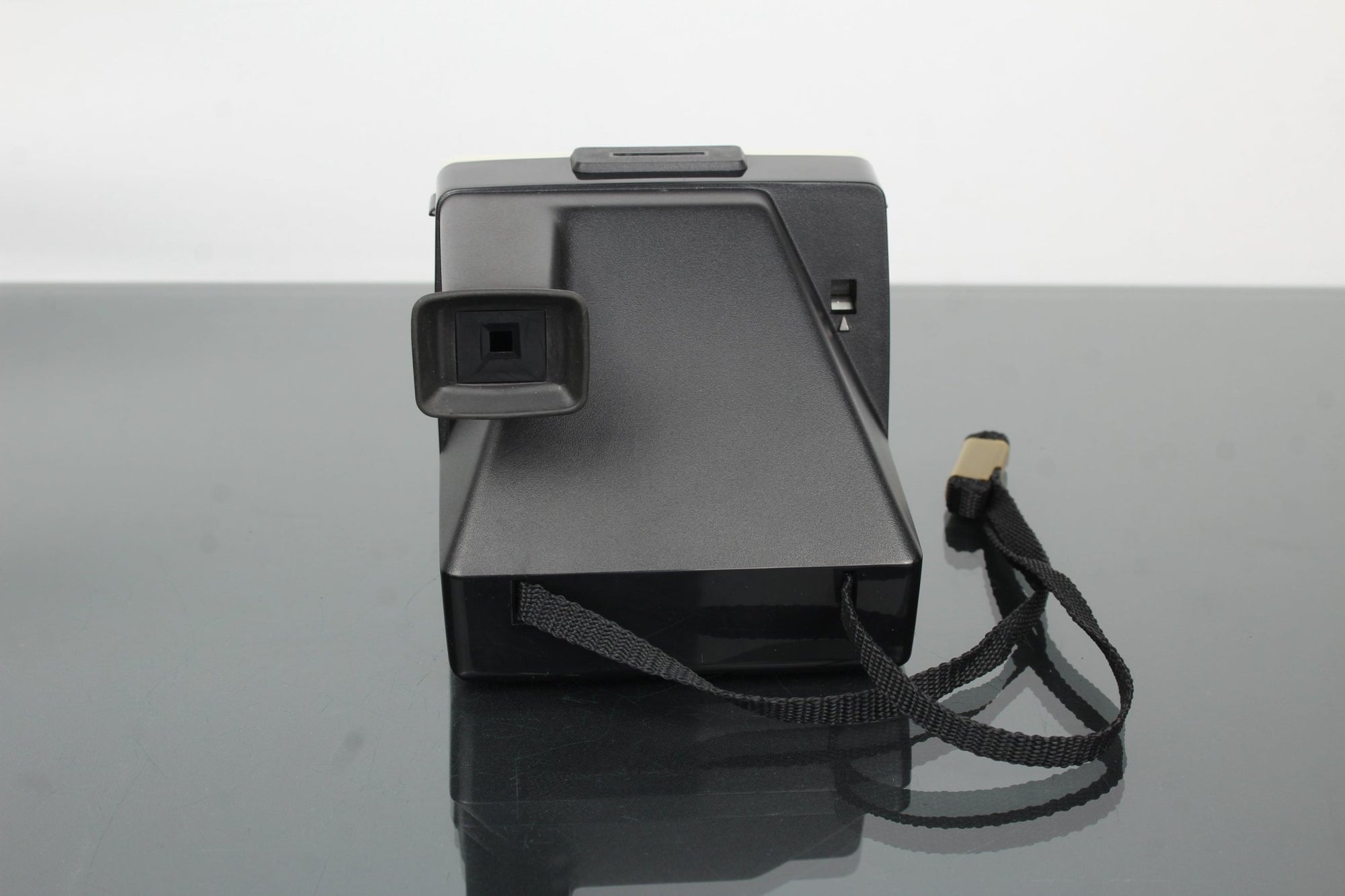 Polaroid 1000 Land Camera - Dutch|Thrift