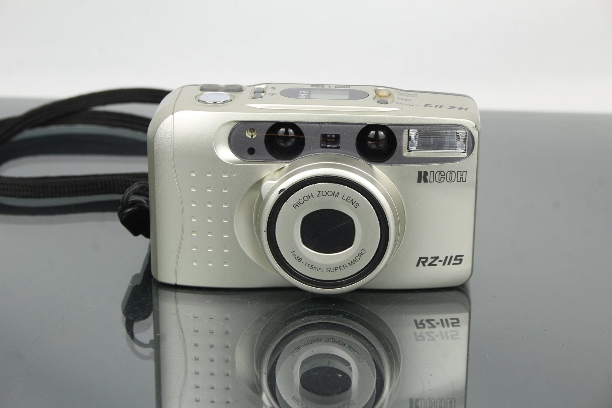Ricoh RZ - 115 - Dutch|Thrift