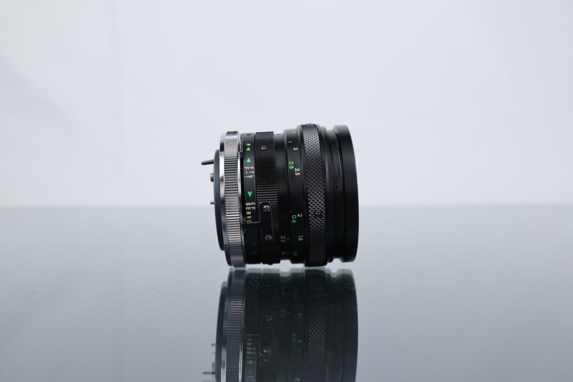 Sigma - Z 1:2.8 f=28mm Canon FD Mount - Dutch|Thrift