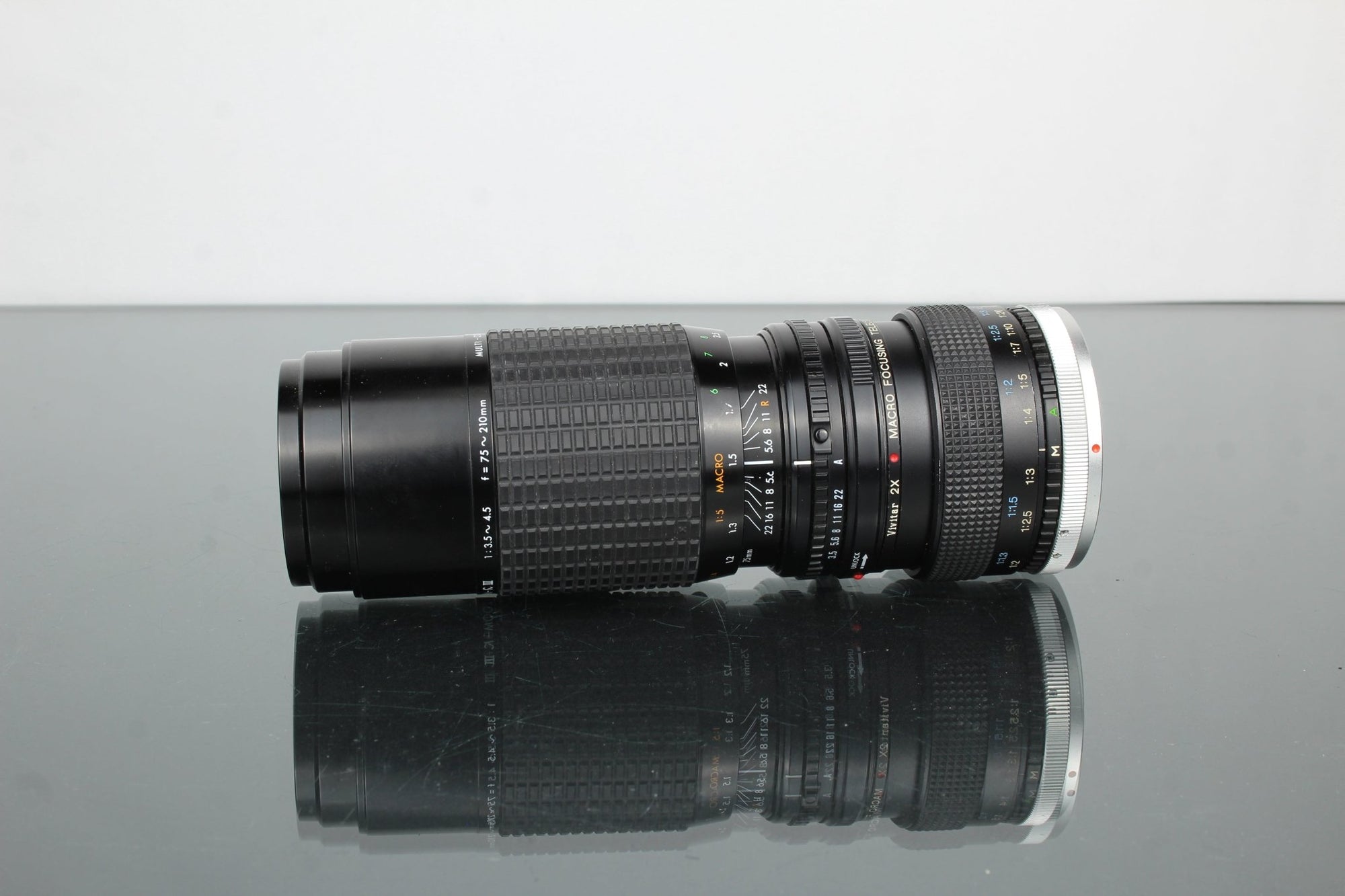 Sigma zoom 70 - 210mm 1:3.5 - 4.5 Canon FD Mount - Dutch|Thrift