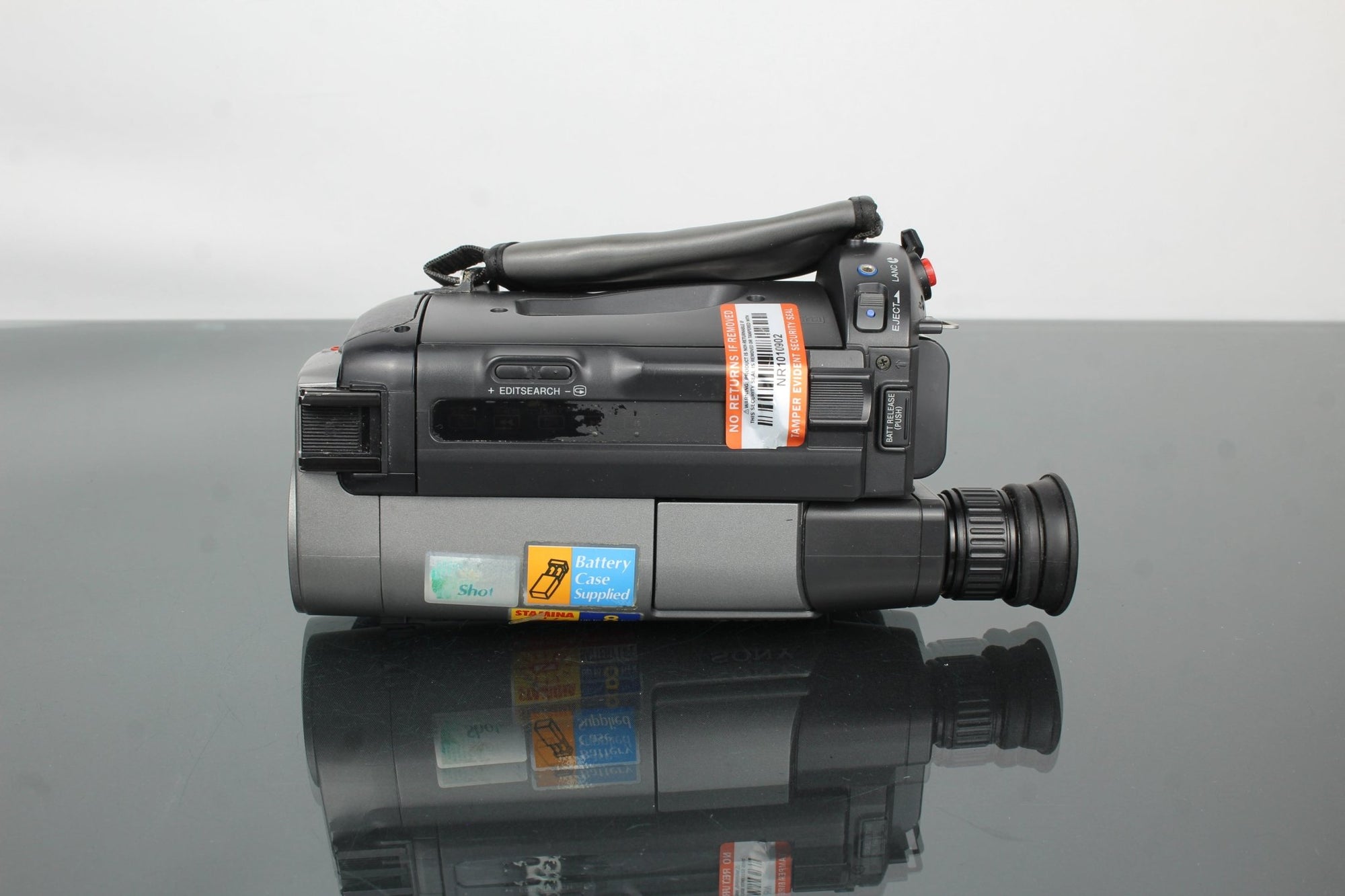 Sony Handycam CCD - TR820E Hi8 - Dutch|Thrift
