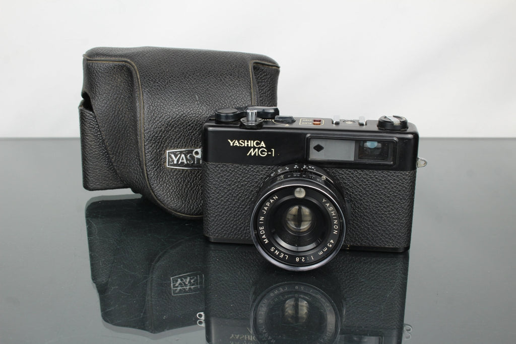 Yashica MG - 1 - Dutch|Thrift