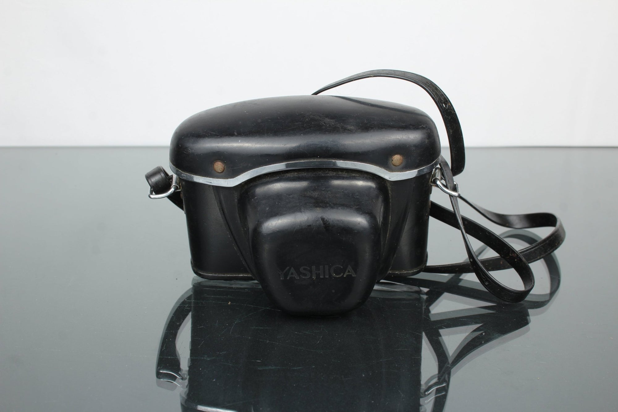 Yashica Minister - D - Dutch|Thrift
