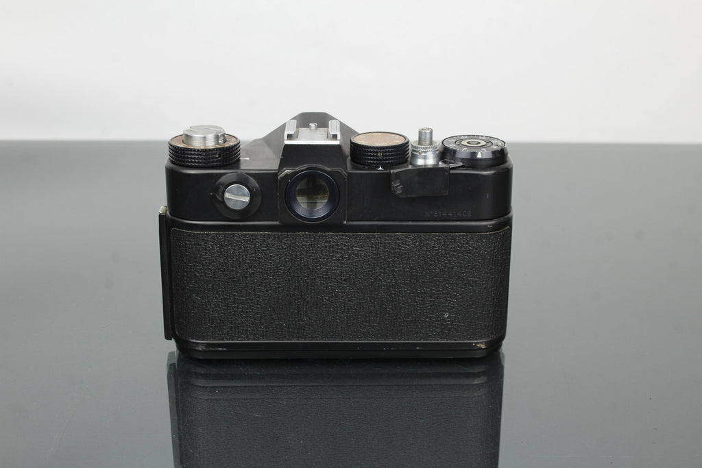 Zenit TTL + Helios 44M 2/58 - Dutch|Thrift